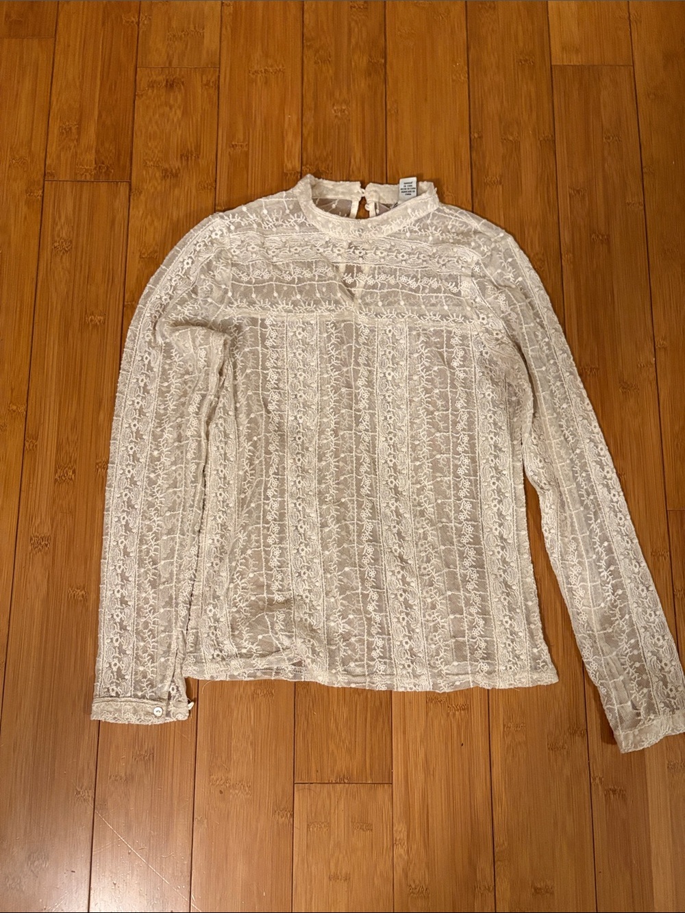 Forever 21 Cream Lace Long-Sleeve Blouse